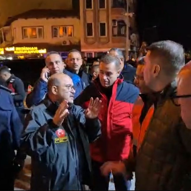 Balıkesir Sındırgı'da 6.1 büyüklüğünde deprem (10)