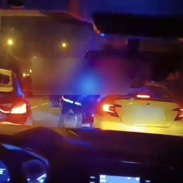 Taksinin yedek lastiğinde 1 kilo metamfetamin ele geçirildi