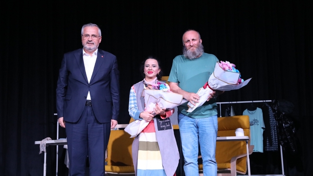 Bafra'da "Parça Tesirli Pazarlar" oyunu sahnelendi