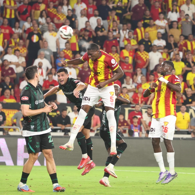 Göztepe'de savunma alarmı