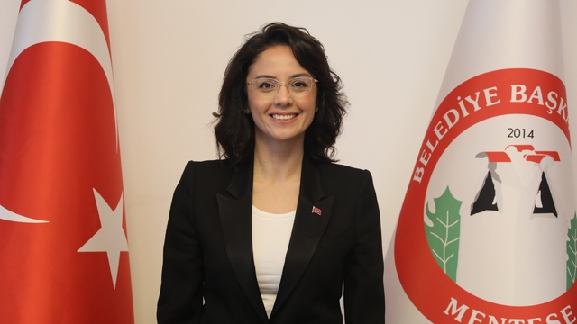 Menteşe Belediye Başkanı Aras'tan Cumhuriyet Bayramı mesajı