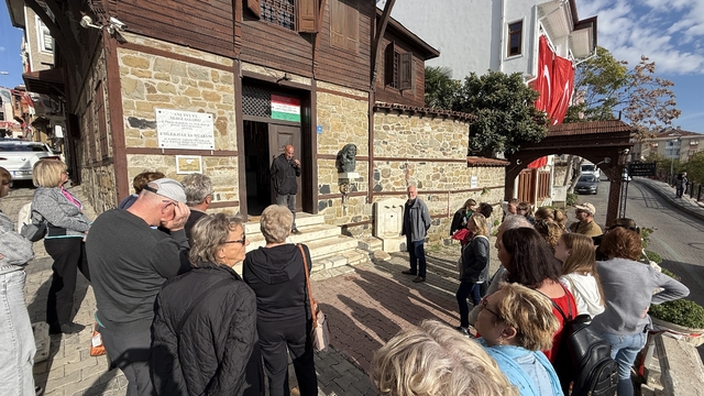 Macarlar Tekirdağ'daki Rakoczi Müzesi'ni gezdi