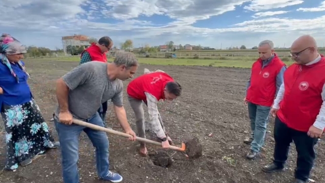 19 Mayıs ilçesinde çiftçilere toprak analizi eğitimi verildi