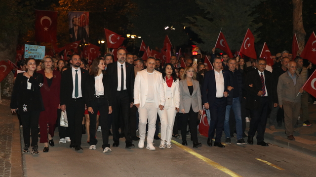Amasya'da "Cumhuriyet" yürüyüşü yapıldı