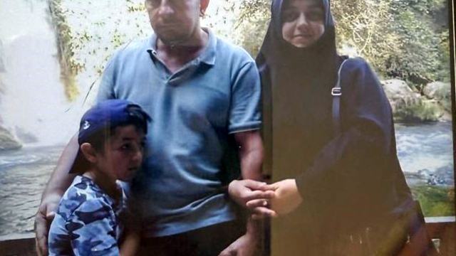 Gebze'de bina çöktü; 5 kişilik aileye ulaşılmaya çalışıyor (7)