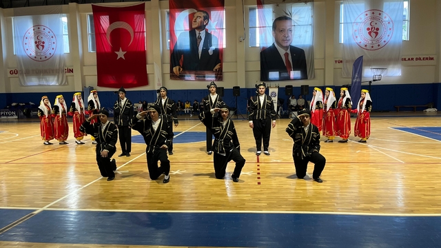 Salıpazarı ilçesinde Cumhuriyet'in 102. yılı kutlandı