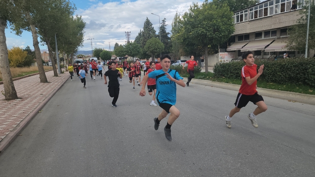 Suluova'da "Cumhuriyet Koşusu" düzenlendi