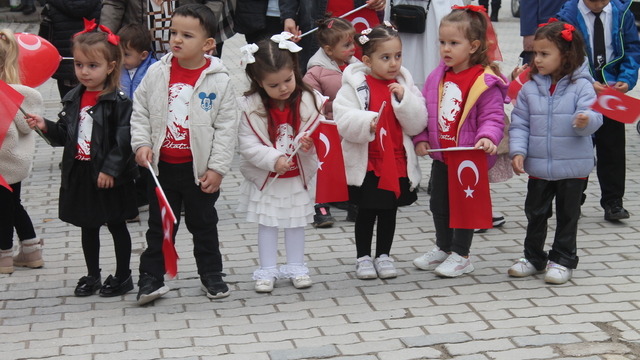 Bursa ve çevre illerde Cumhuriyet'in 102. yıl dönümü kutlandı