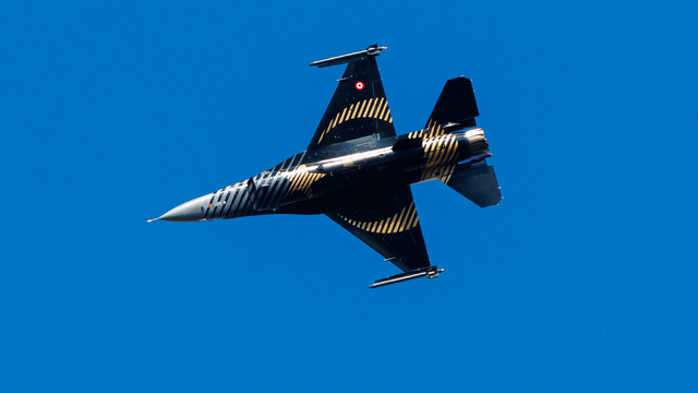 SOLOTÜRK'ten Anıtkabir üzerinde Cumhuriyet'in 102. yıl dönümüne özel uçuş gösterisi