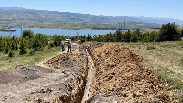 Gölova'da içme suyu hattı yenilendi