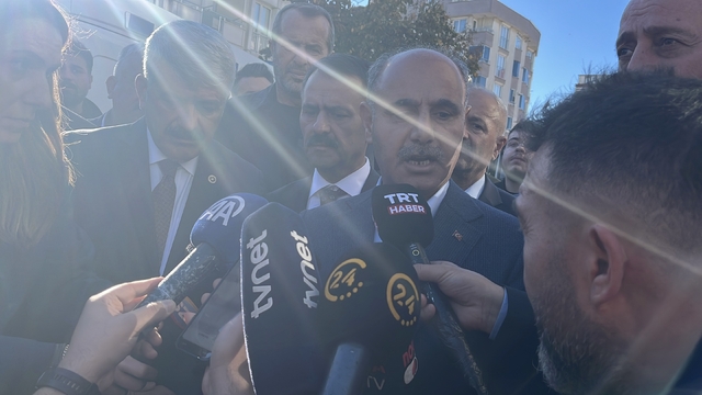 Gebze'de bina çöktü; 5 kişiden 1'i sağ, 2'sinin cansız bedeni çıkarıldı (14)