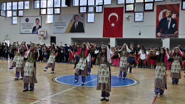 Mudanya'da Cumhuriyet Bayramı kutlandı