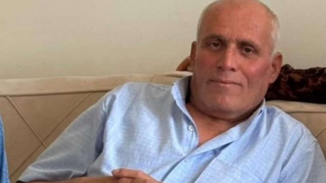 Mardin'de çamura saplanan traktörü kurtarmaya çalışırken altında kalıp, öldü