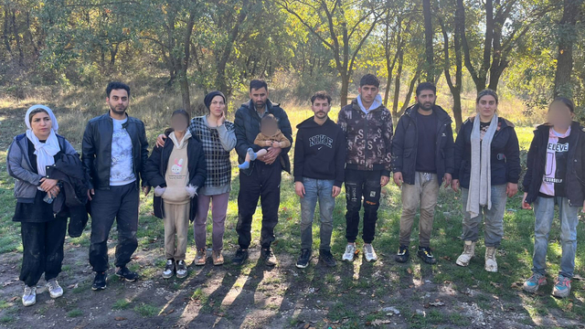 Edirne'de 23 kaçak göçmen yakalandı