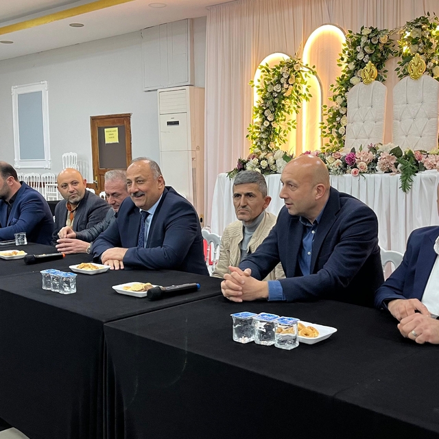 Salıpazarı Belediye Başkanı Karaca esnafla bir araya geldi