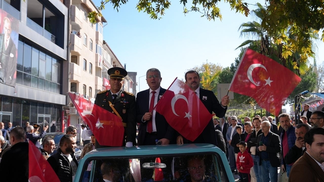 Gürsu'da 29 Ekim Cumhuriyet Bayramı kutlandı