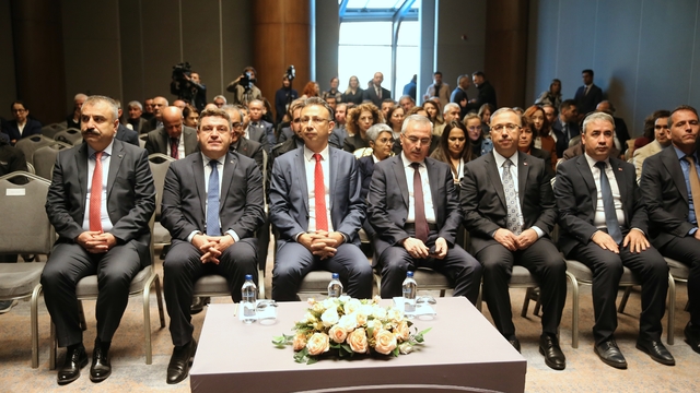 Eskişehir'de "Geleceğin Mesleki Eğitimi Çalıştayı" yapıldı