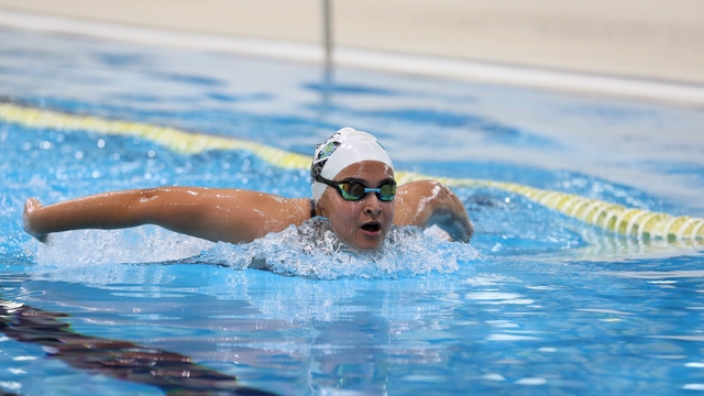İşitme engelli milli yüzücüler İdil ile Irmak, Tokyo'da madalya için kulaç atacak