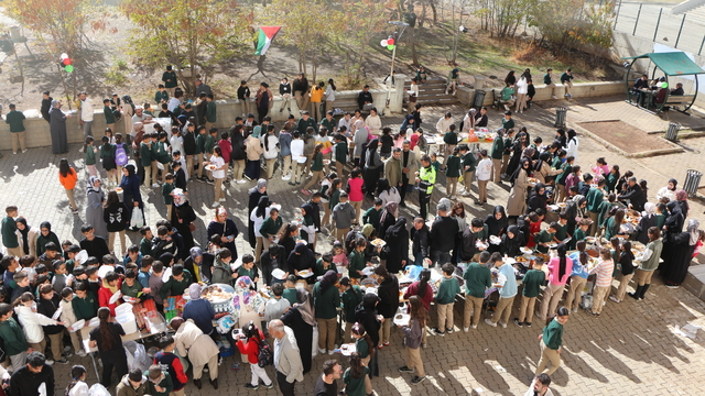 Karlıova'da Gazze'ye destek için kermes yapıldı