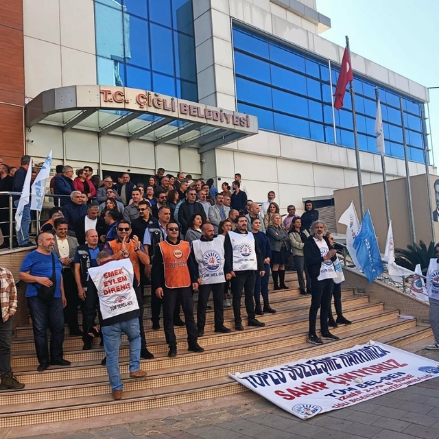 Çiğli Belediyesi'nde memurlar eylemde