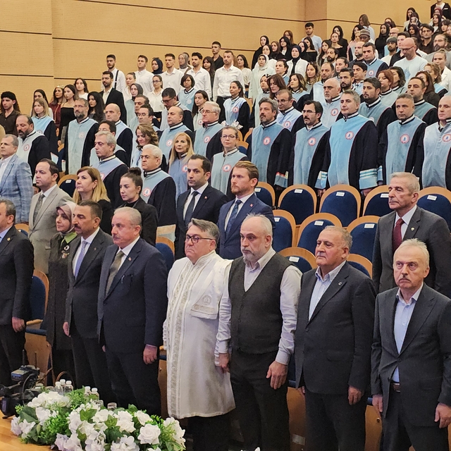 Eski Meclis Başkanı Şentop BEUN'da akademik yılı açılış törenine katıldı