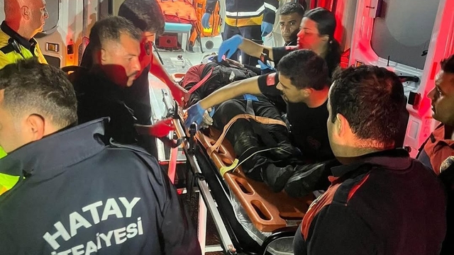 Hatay'da Asi Nehri'ne devrilen üç tekerlekli elektrikli motosikletin sürücüsü yaralandı