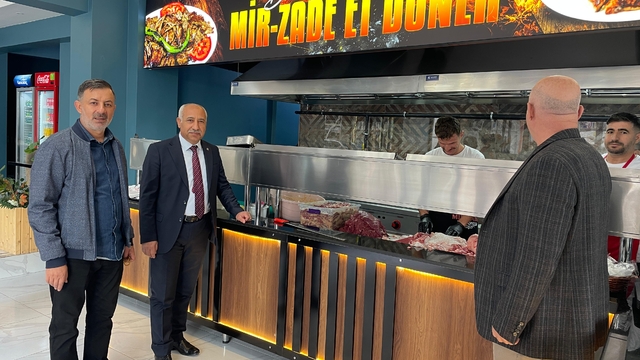 MHP Van İl Başkanı Güngöralp'ten "Hayırlı günler komşum" ziyaretleri