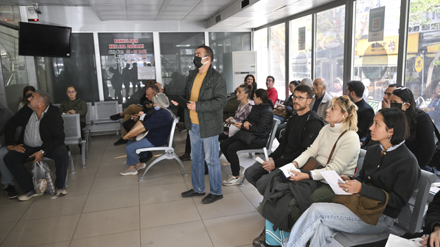 Eski tip ehliyetlerin yenilenmesi için tanınan süre bugün sona eriyor