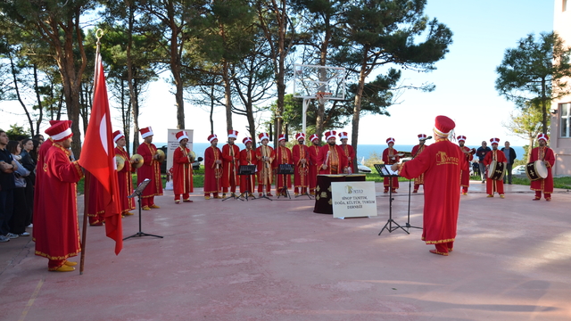 Sinop Mehter Takımı ilk gösterisini gerçekleştirdi