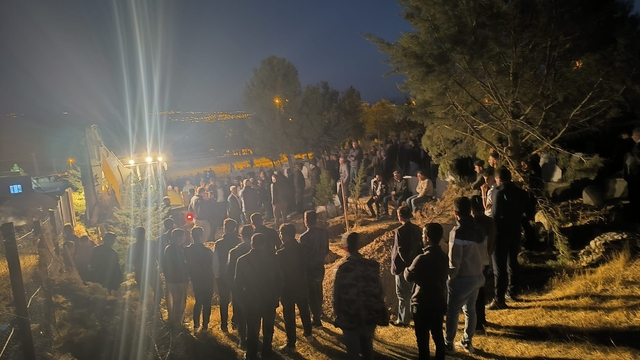 Siirt'te eşi ile amcasını öldürüp, 3 akrabasını yaraladı (5)