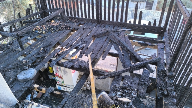 Adana'da bir ev yandı