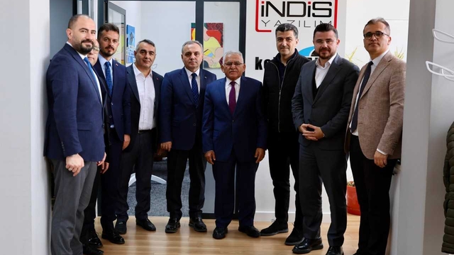 Büyükşehir Belediye Başkanı Büyükkılıç'tan, Erciyes Teknopark'a ziyaret