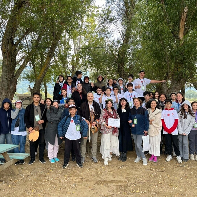 Ortaokul öğrencileri doğa ve kültürü birlikte keşfetti