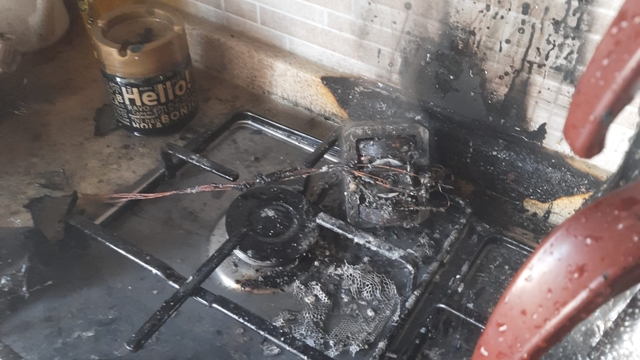 Balıkesir'de 2 binada çıkan yangın söndürüldü