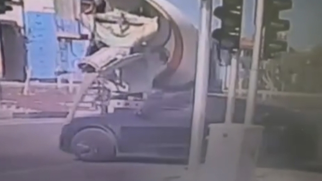 Yola beton döken mikserin sürücüsüne para cezası