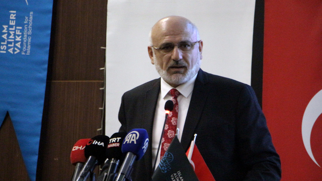 Diyanet İşleri Başkan Yardımcısı Şahin: Bugüne kadar bin üzeri TIR'ı Filistin'e uğurladık