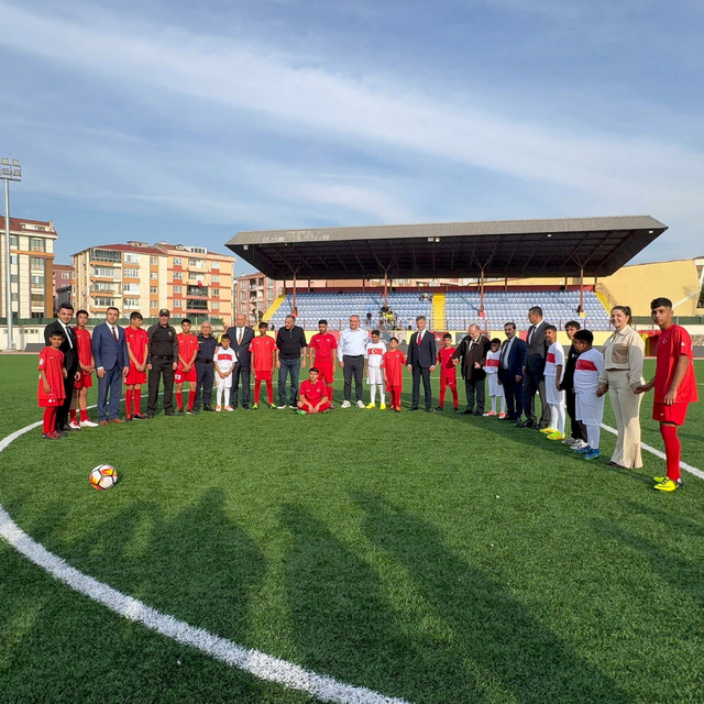 Dönüşümün başladığı 'Kore Mahallesi'nde gençler futbol maçında buluştu
