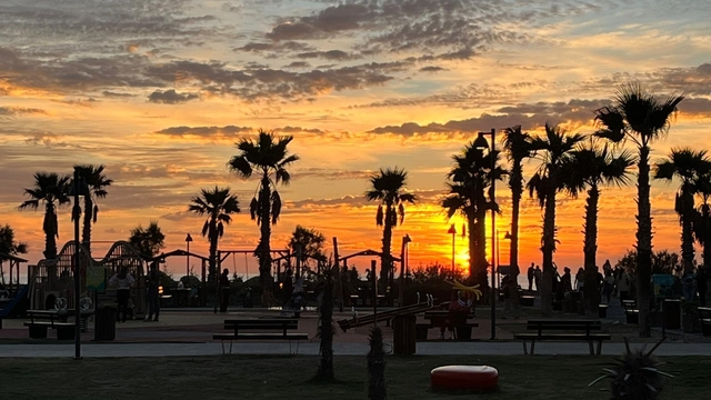 Gün batımı Hatay'da görsel şölene dönüştü