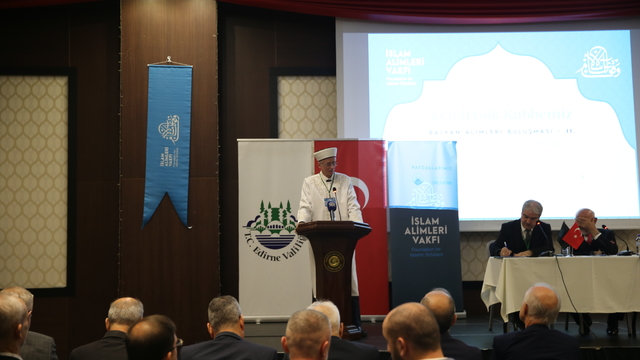 İskeçe Seçilmiş Müftüsü Trampa Edirne merkezli "Balkan Araştırmaları Merkezi" kurulmasını önerdi