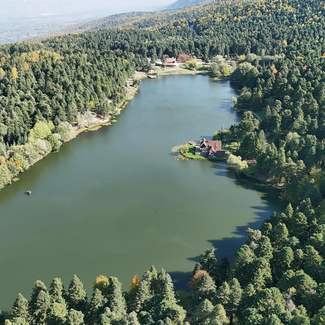 Gölcük Tabiat Parkı'nda eşsiz manzara