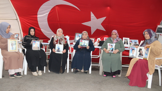 Diyarbakır anneleri evlatlarını istiyor
