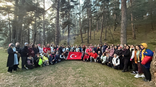 Kunduz Ormanları'nda Cumhuriyet Bayramı doğa yürüyüşü düzenlendi