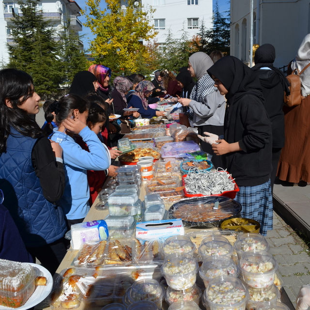 Şabanözü'nde Filistin'e destek kermesi düzenlendi
