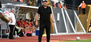 Manisa FK'da Taşkın'la devam kararı