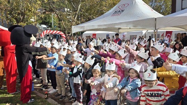Zonguldak'ta Kızılay Haftası "Kızılay Sokağı" etkinliğiyle başladı