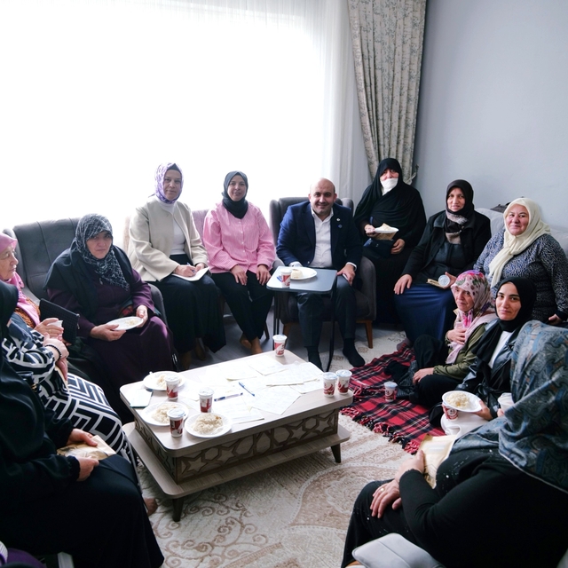 AK Parti Eskişehir İl Başkanı Albayrak ev ziyaretlerini sürdürüyor