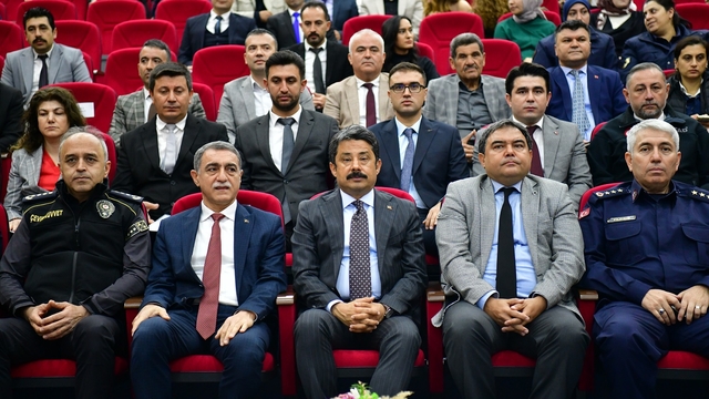 Kırşehir'de "Çocuğun Üstün Yararı ve Kurumlar Arası İş Birliği" çalıştayı başladı
