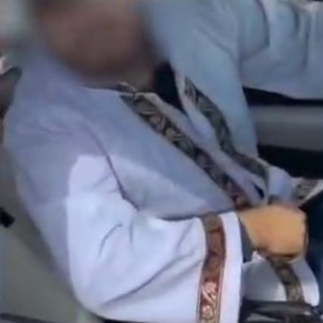 Takke ve cübbe giyip drift attığı görüntüleri takipçileriyle paylaşan sürüc...