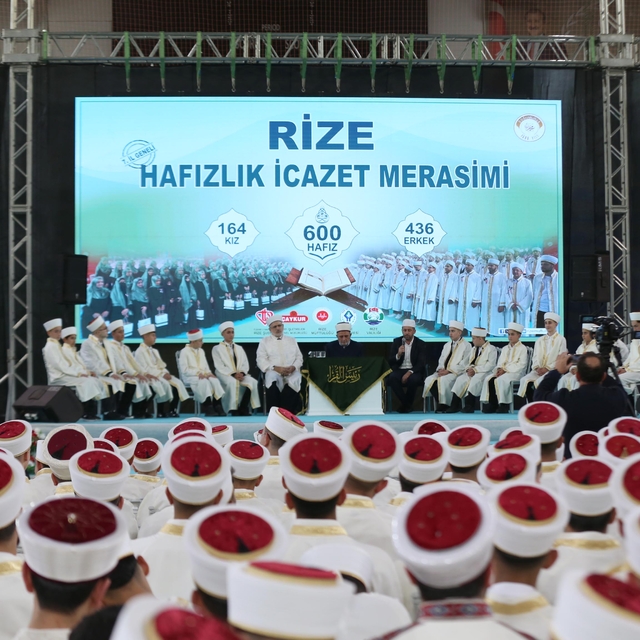Rize'de 600 hafız için icazet töreni düzenlendi