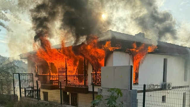 Evi ateşe verip, 2 jandarmayı bıçakla yaralayan şüpheli vurularak etkisiz hale getirildi